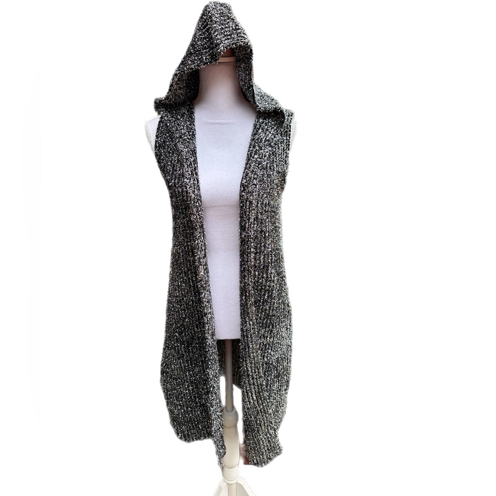 NWT R Fashion Black and Sparkle Silver Hooded Long Vest - Size S/M